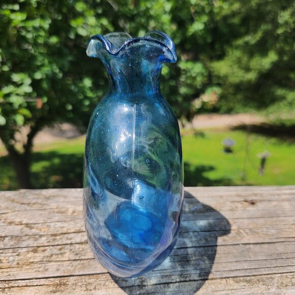 Blue Art Glass Vase Ruffle Top Organic Shape Air Bubbles Swirl Optic Design 6" V - Picture 6 of 8